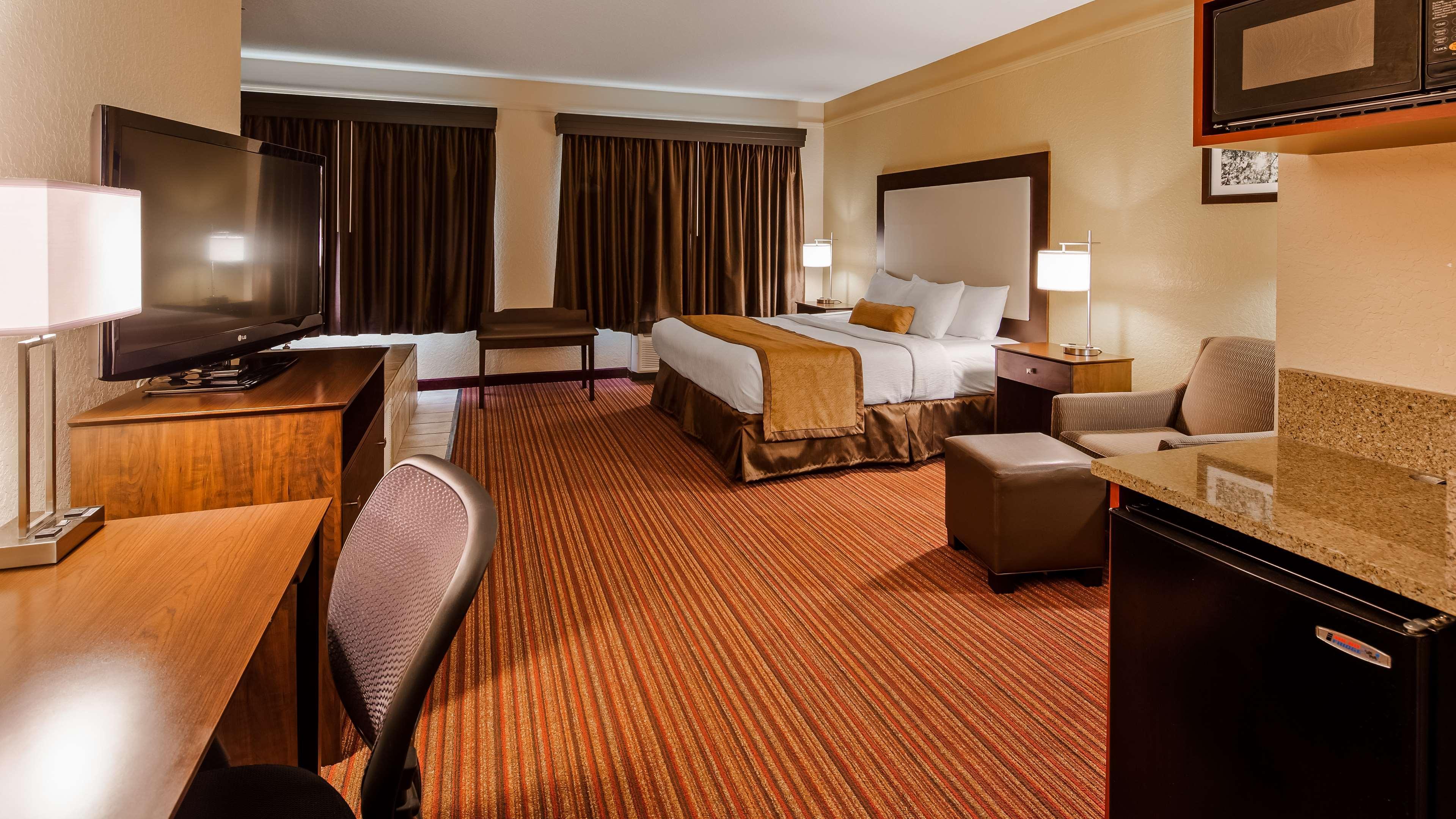 Best Western Plus Strawberry Inn & Suites Knoxville Eksteriør billede