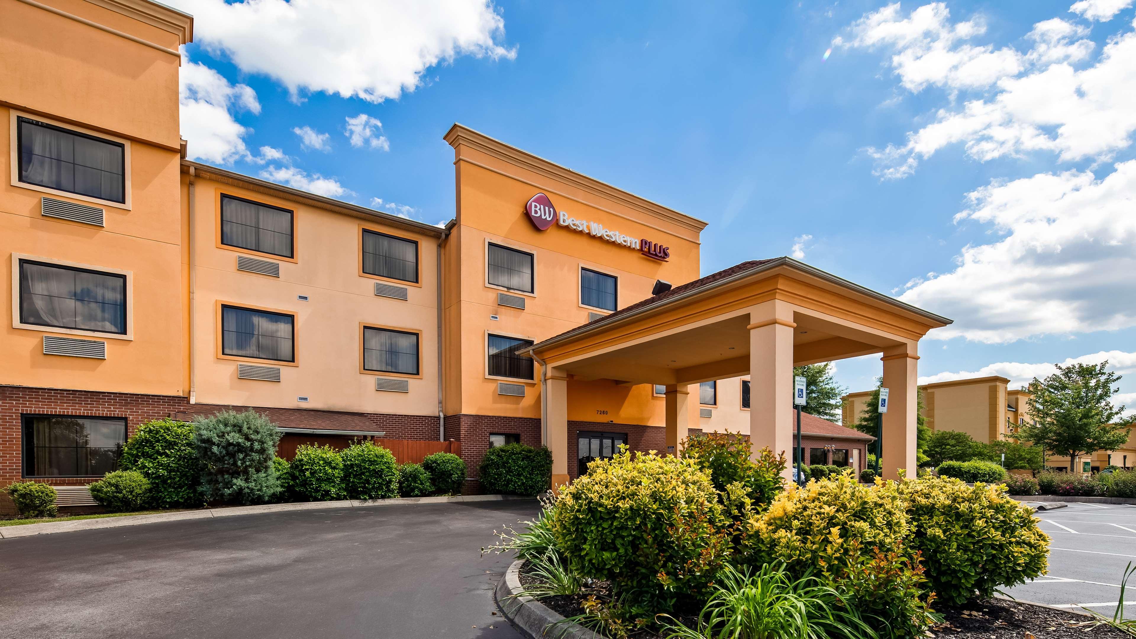 Best Western Plus Strawberry Inn & Suites Knoxville Eksteriør billede