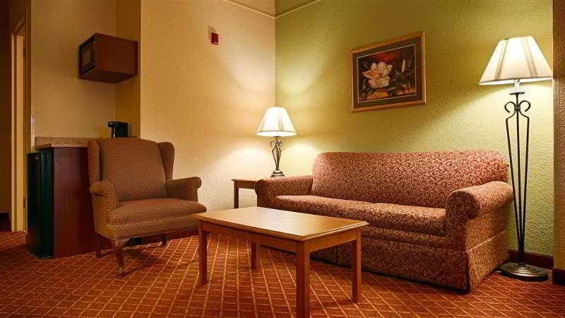 Best Western Plus Strawberry Inn & Suites Knoxville Eksteriør billede